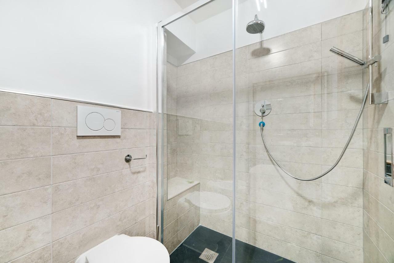 Peroni 8 Pax Brand New Apartment Roma Esterno foto